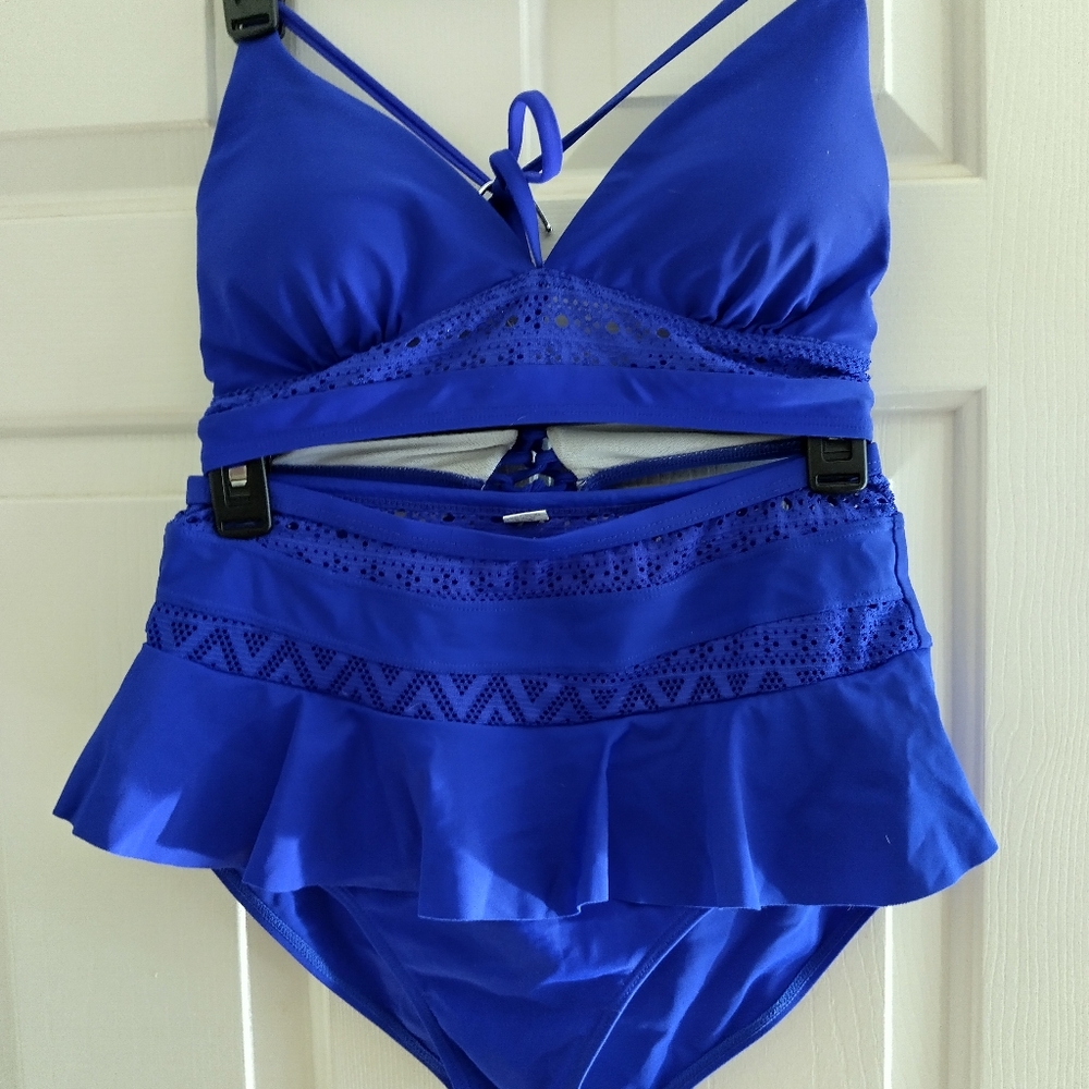 Elegant Blue Bikini Set